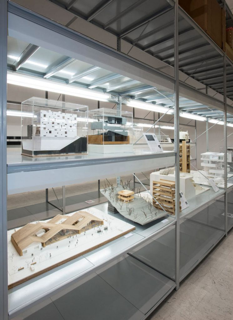 japan-opens-its-first-museum-for-miniature-architecture-models8-805x1107